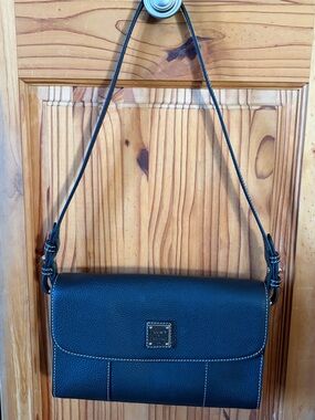 🌟NWOT🌟 Dooney & Bourke Casey Clutch